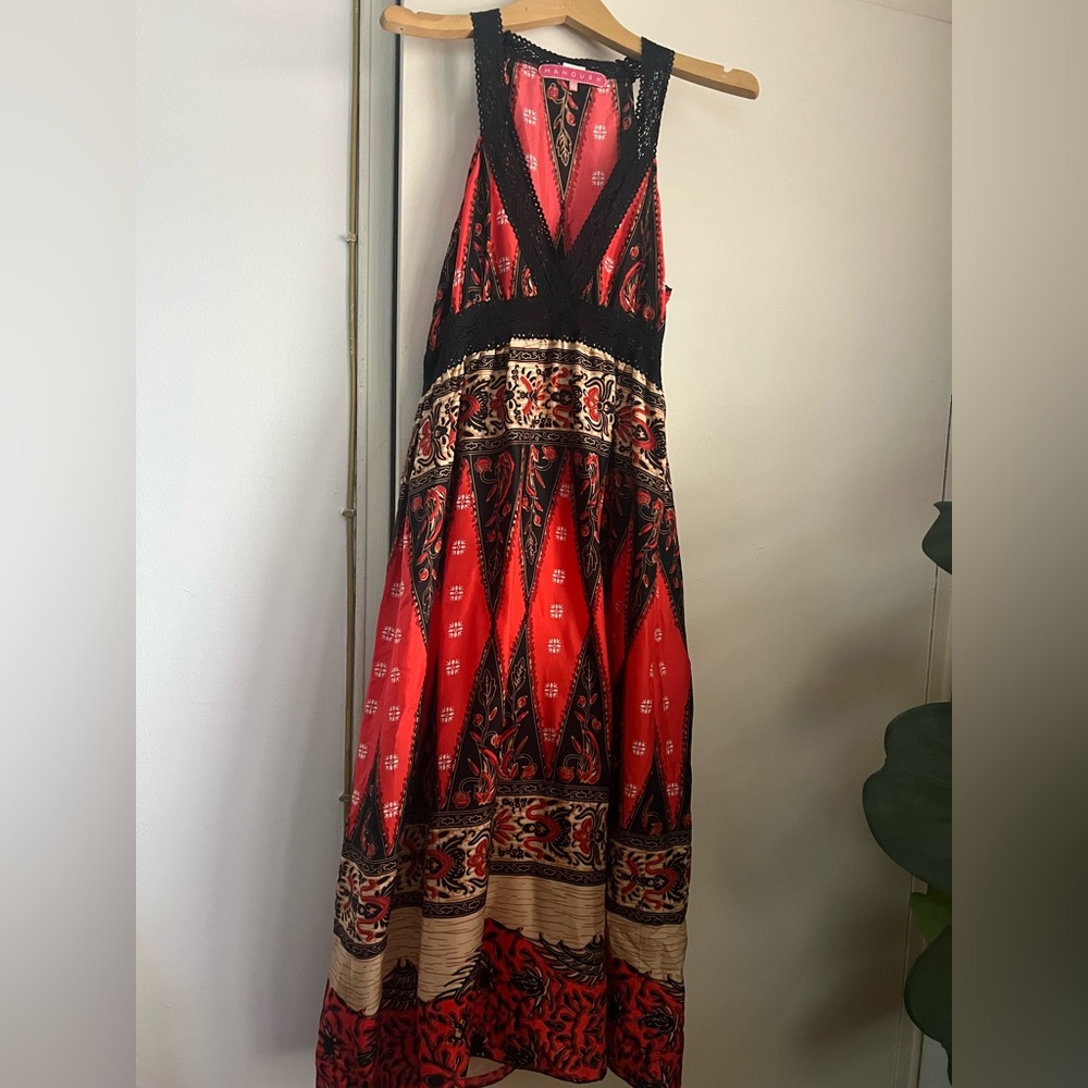 Print dress . With lining . Polyester fabric